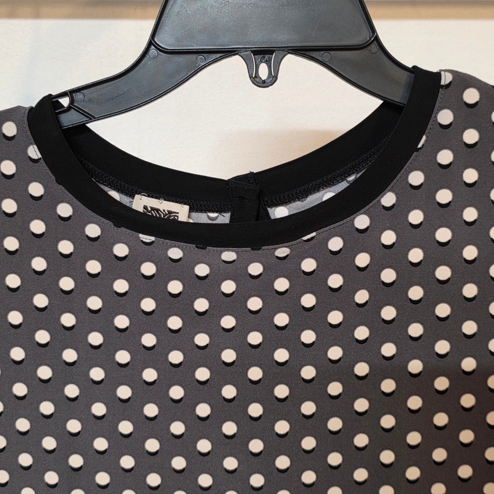 Anne Klein Polka Dot Pearly Dot Button-Back Blouse Size M - Picture 5 of 10